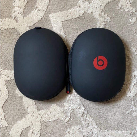 BEATS CASE - Picture 5 of 6